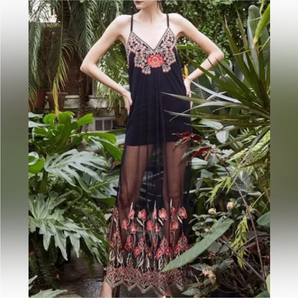 Alice + Olivia Sally Embroidered Illusion Gown